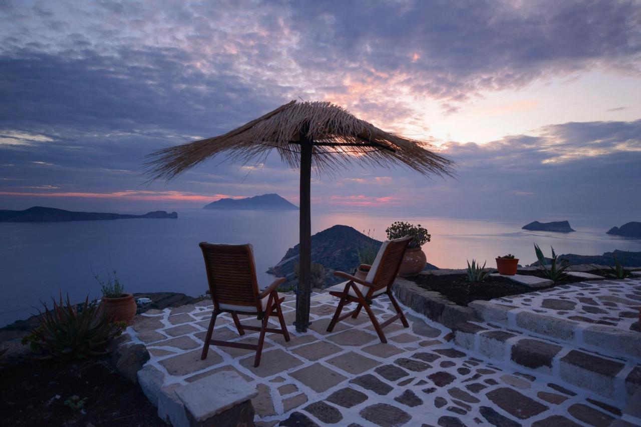 Castrum Traditional Sunset Suites Plaka  外观 照片