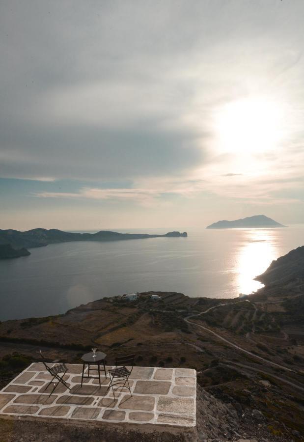 Castrum Traditional Sunset Suites Plaka  外观 照片