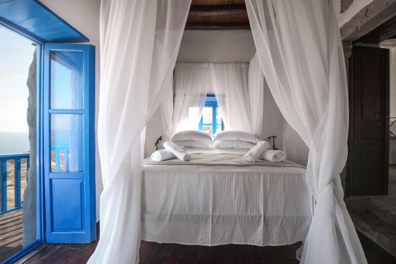 Castrum Traditional Sunset Suites Plaka  外观 照片
