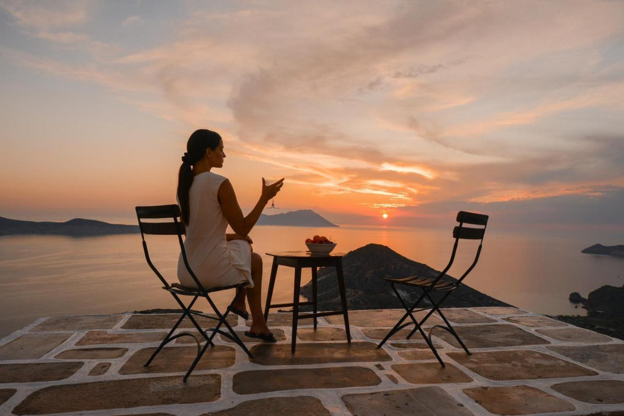 Castrum Traditional Sunset Suites Plaka  外观 照片