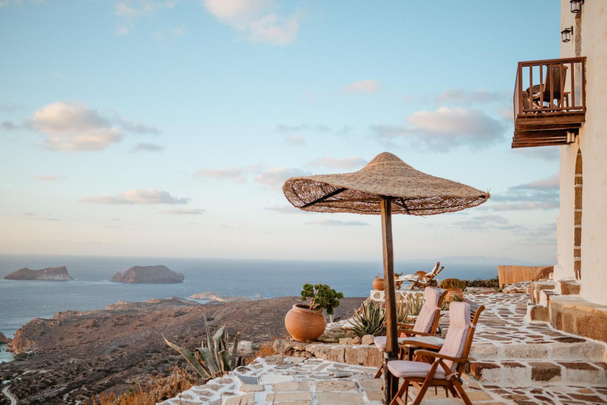 Castrum Traditional Sunset Suites Plaka  外观 照片