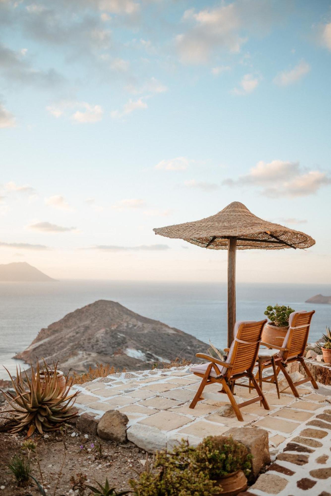 Castrum Traditional Sunset Suites Plaka  外观 照片